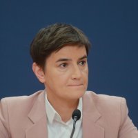 Brnabić i Vučić obratili su se javnosti