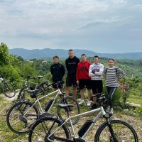 Učenici Elektrostrojarske obrtničke škole s profesoricom Anom Presečki