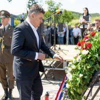 Zoran Milanović na 32. obljetnici ustrojavanja 63. samostalne gardijske bojne ZNG-a