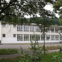 Učenik u OŠ Lukavac pucao na nastavnika