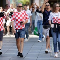 Navijači u gradu prije utakmice Hrvatske i Nizozemske