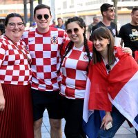 Navijači u gradu prije utakmice Hrvatske i Nizozemske