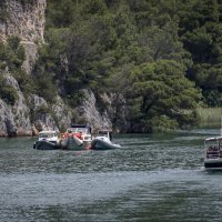 Tegljenje njemačkog broda iz Nacionalnog parka Krka