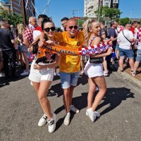 Hrvatska navijačice u Rotterdamu