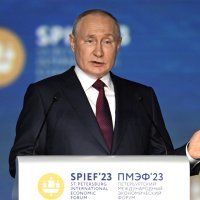 Vladimir Putin na Međunarodnom gospodarskom forumu u Sankt Peterburgu