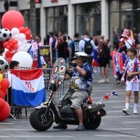 Navijačka atmosfera u Rotterdamu