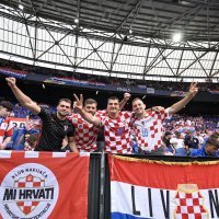 Hrvatski navijači na stadionu