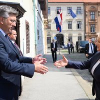 Andrej Plenković primio je u Banskim dvorima Borjanu Krišto, predsjedateljicu Vijeća ministara