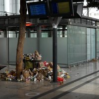 Smeće na ulicama Pariza