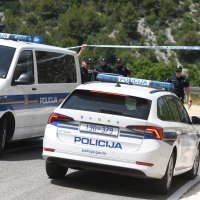 Policija u Pakovom Selu blokirala cestu prema mjestu pada mađarskog helikoptera