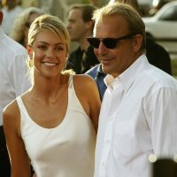 Kevin Costner, Christine Baumgartner