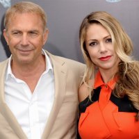 Kevin Costner, Christine Baumgartner