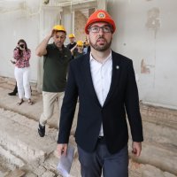 Tomašević i zamjenici obišli radove na obnovi Prve ekonomske škole