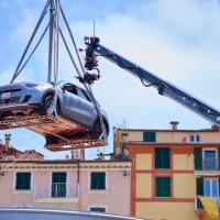 Šef Fiata 'zaronio' u bazen s bojom s novim 600e