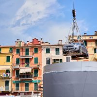 Šef Fiata 'zaronio' u bazen s bojom s novim 600e