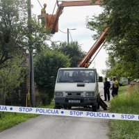 Policijski očevid na mjestu pucnjave u Sisku