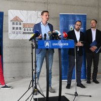 Gradonačelnik Tomašević i zamjenici održali redovnu konferenciju za medije