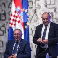 Članovi Vlade na prezentaciji Vijeće za provedbu Kodeksa ponašanja državnih dužnosnika u tijelima izvršne vlasti