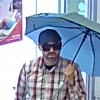 Policija traži pomoć građana u prepoznavanju muškarca s fotografije