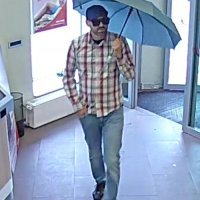 Policija traži pomoć građana u prepoznavanju muškarca s fotografije