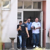 Privođenje muškarca kojeg se sumnjiči da je prijetio Plenkoviću