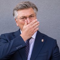 Zadar: Premijer Plenković sudjelovao na svečanosti primopredaje ključeva POS-ovih stanova