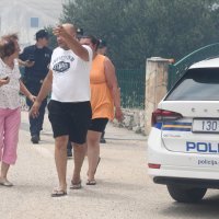 Grebaštica: Jak vjetar otežava gašenje požara