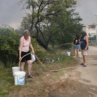 Grebaštica: Jak vjetar otežava gašenje požara