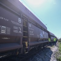 Velika Ludina: Radnici Hž-a rade na dizanju lokomotiva kako bi se uklonile s mjesta izletanja