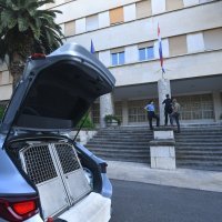 Dojava o bombi u zgradi Banovine u Splitu