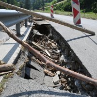 Uništeno korito rijeke Cerknice u Sloveniji