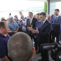 Nezadovoljni stočari u Otoku verbalno napali Plenkovića