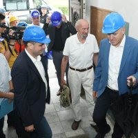 Sisak: Branko Bačić obišao gradilište konstrukcijske obnove višestambenih zgrada