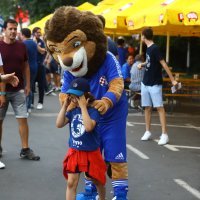 Okupljanje navijača Dinama uoči utakmice s Astanom