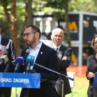 Izjave za medije nakon obilaska radova na obnovi Bolnice za plućne bolesti