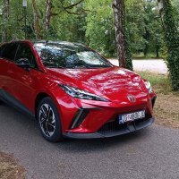 MG4 Electric Luxury