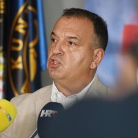 Vili Beroš u kninskoj bolnici