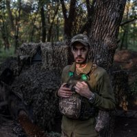 Rat u Ukrajini - ukrajinska vojska u rovovima