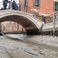 Presušeni kanali u Veneciji, veljača 2023.