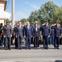 Dalj: Odavanje počasti poginulim hrvatskim braniteljima i polaganje vijenaca na spomen obilježje