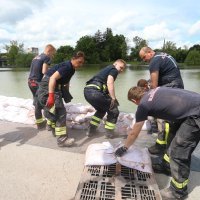 Pripreme za obranu Karlovca od poplave u svibnju