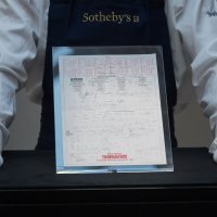 Ostavština Freddieja Mercuryja na aukciji