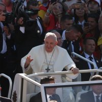 Papa Franjo pred pola milijuna ljudi u Portugalu
