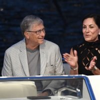 Bill Gates, Paula Hurd