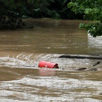Poplave su odsjekle od svijeta neka mjesta u Sloveniji