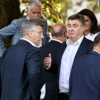 Zoran Milanović i Andrej Plenković u razgovoru nakon završetka Alke