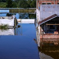Poplavljeno nogometno igralište i ugostiteljski objekt u Ivanjoj Reki