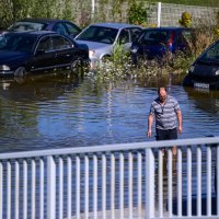 Poplavljeno nogometno igralište i ugostiteljski objekt u Ivanjoj Reki