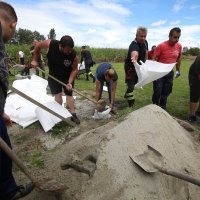Drava kod Koprivnice probila nasip i izlila se u Šodericu