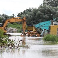 Drava kod Koprivnice probila nasip i izlila se u Šodericu